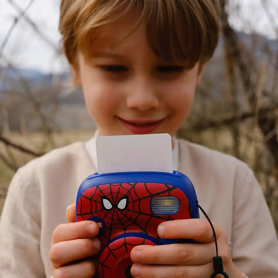 kiimento Marvel Spider-Man Print Pro Camera P2 lifestyle boy printing